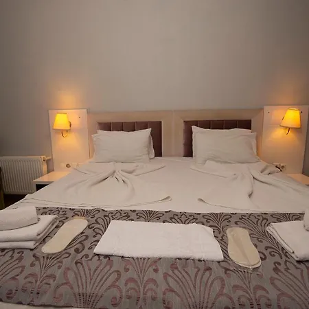 Hotel Srf 2*
