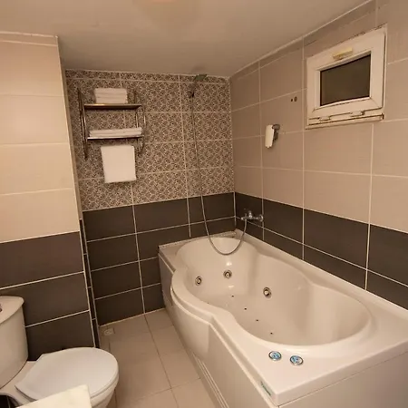Srf Hotel 2*